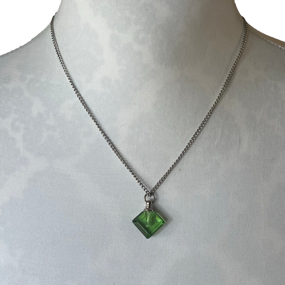 Green Diamond Pendant Necklace | Silver Tone Chain